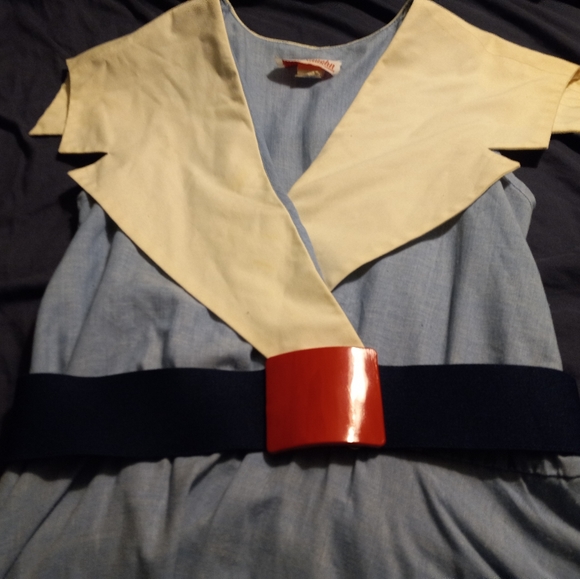 Vintage sleeveless dress with belt - Picture 8 of 13